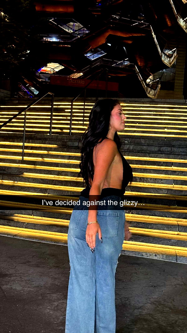 camilla_classy snapchat image archive image