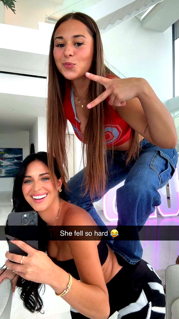 camilla_classy snapchat image archive image