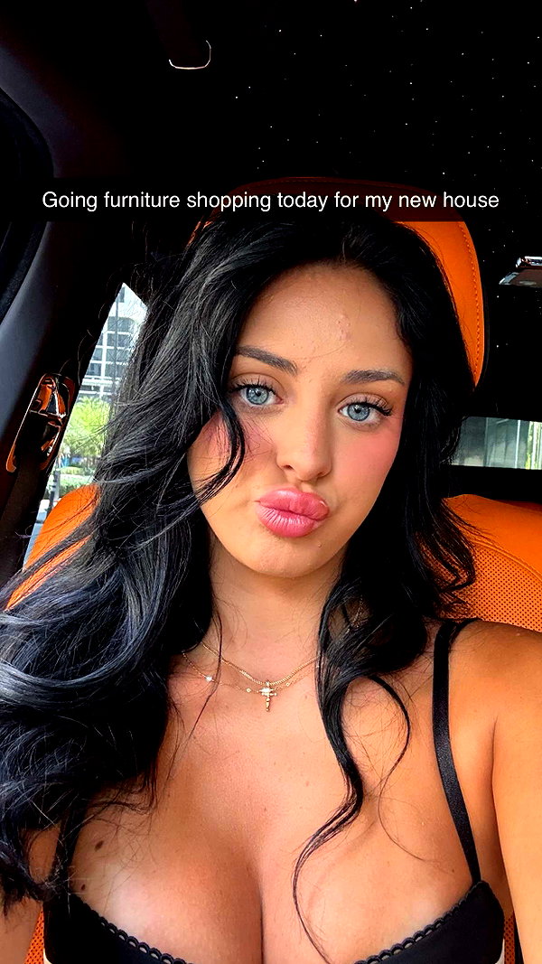 camilla_classy snapchat image archive image