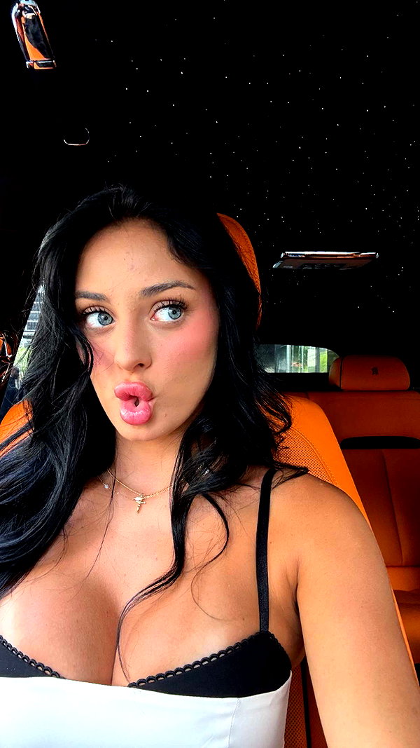 camilla_classy snapchat image archive image