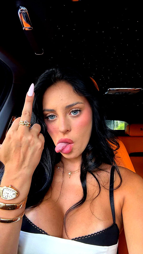 camilla_classy snapchat image archive image