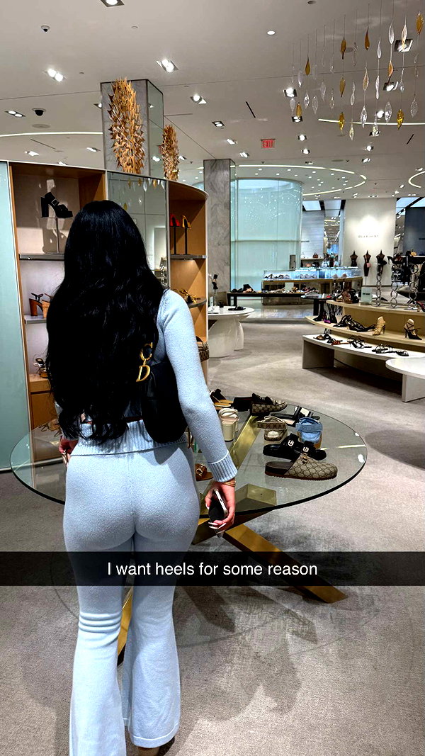 camilla_classy snapchat image archive image