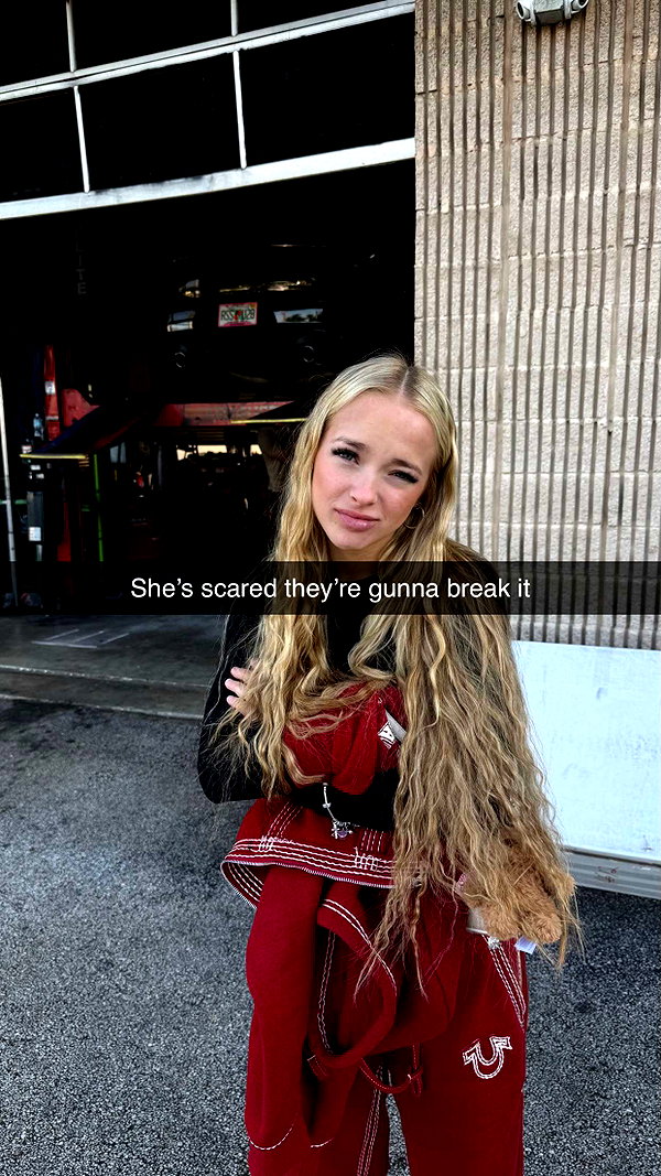 camilla_classy snapchat image archive image