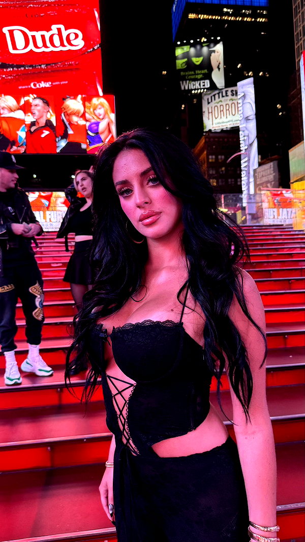 camilla_classy snapchat image archive image