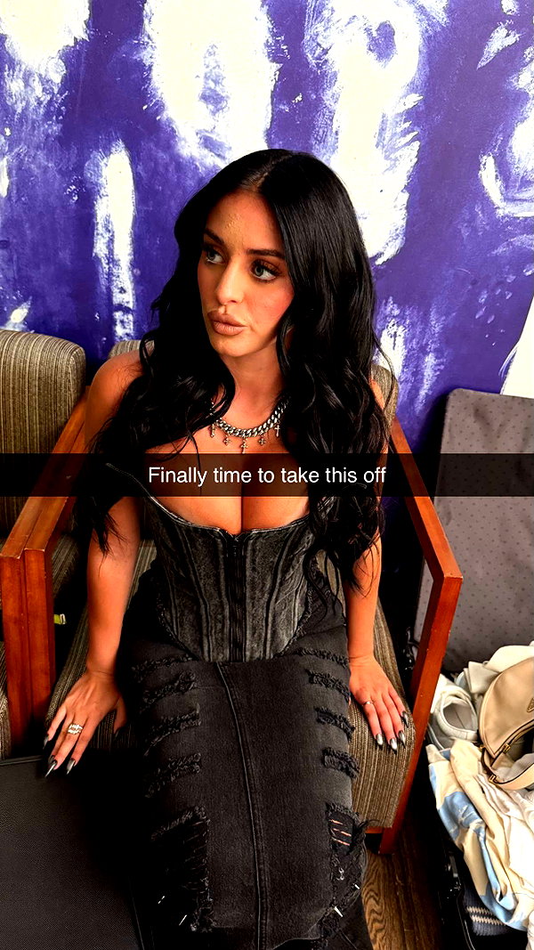 camilla_classy snapchat image archive image