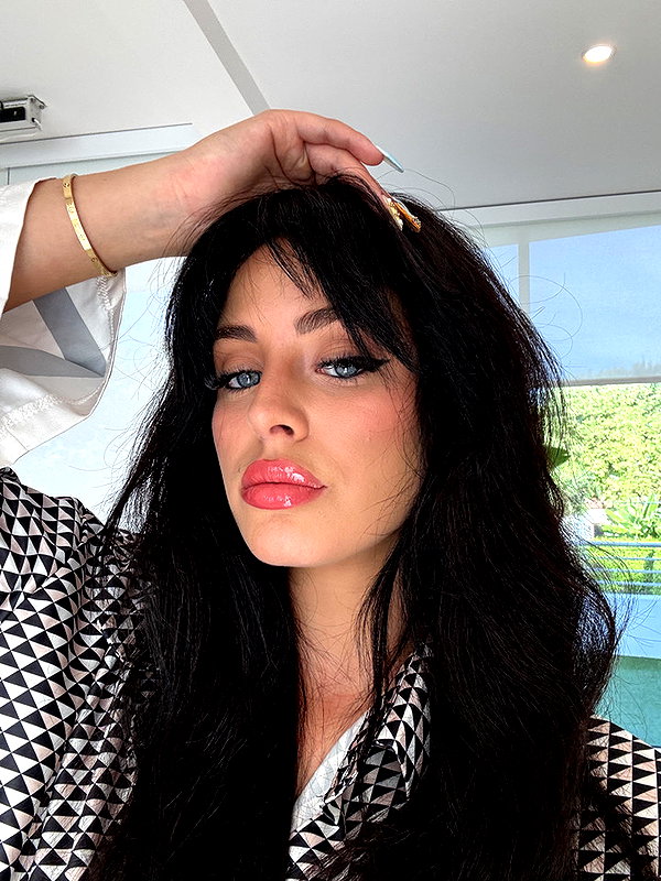 camilla_classy snapchat image archive image