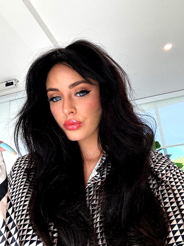camilla_classy snapchat image archive image