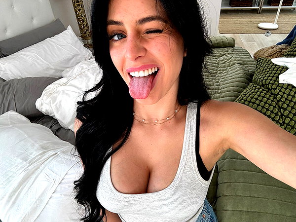 camilla_classy snapchat image archive image