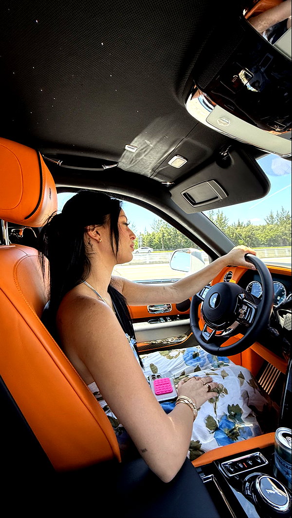 camilla_classy snapchat image archive image