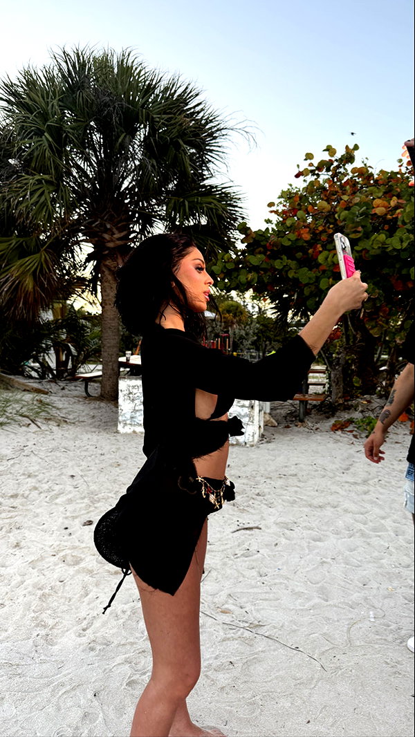 camilla_classy snapchat image archive image