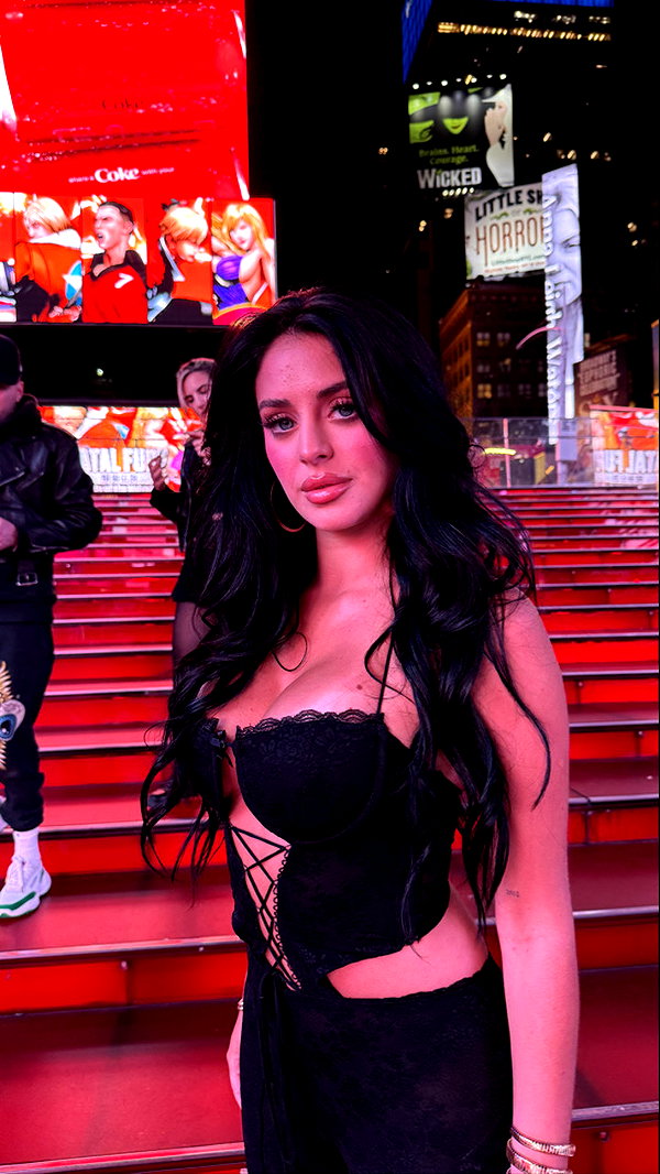 camilla_classy snapchat image archive image