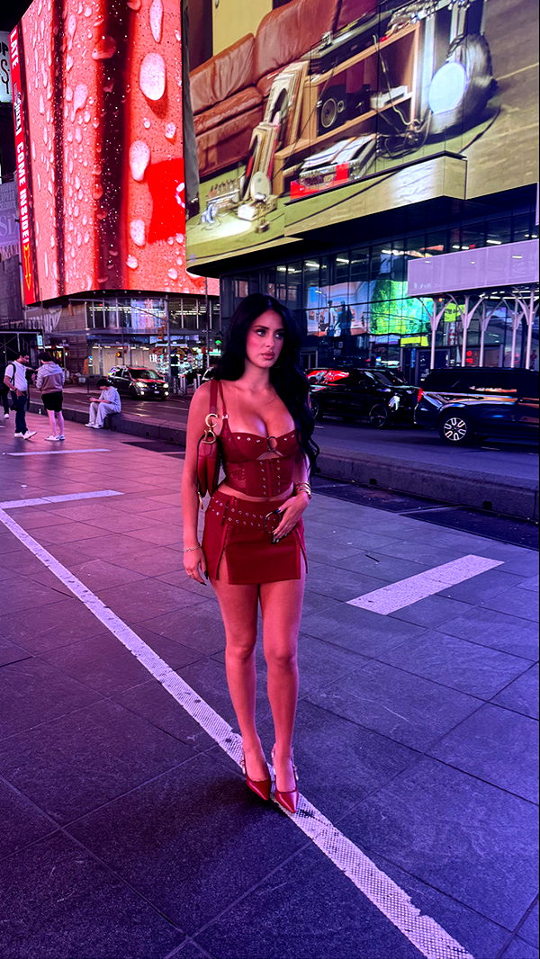 camilla_classy snapchat image archive image