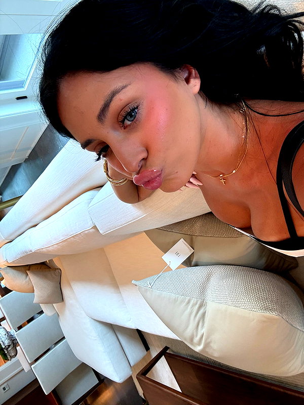 camilla_classy snapchat image archive image
