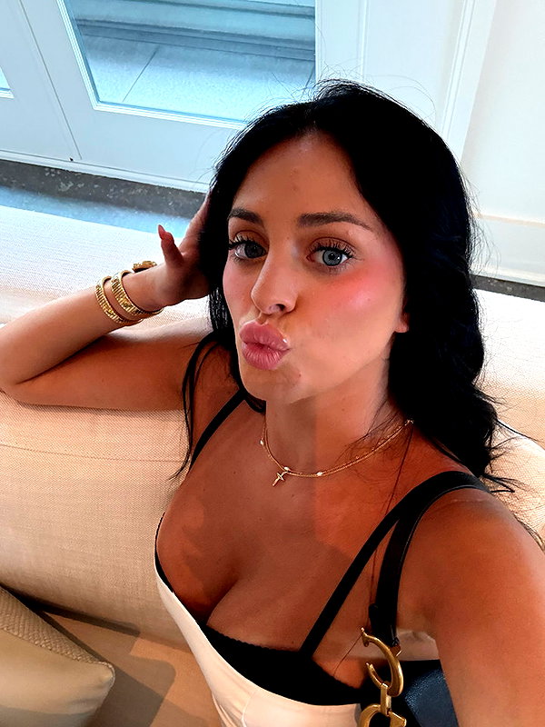 camilla_classy snapchat image archive image