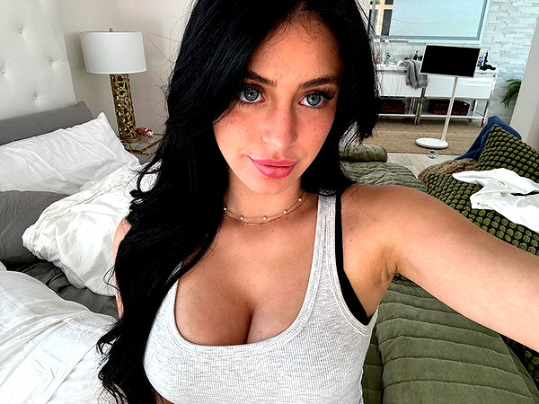 camilla_classy snapchat image archive image