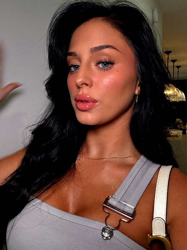 camilla_classy snapchat image archive image