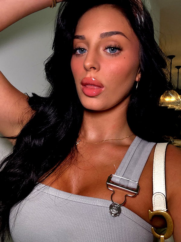 camilla_classy snapchat image archive image