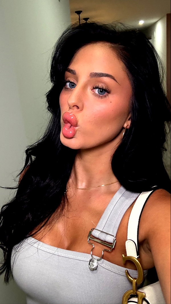 camilla_classy snapchat image archive image
