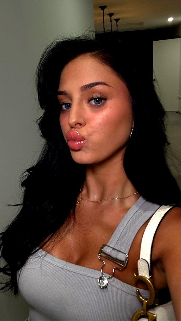 camilla_classy snapchat image archive image