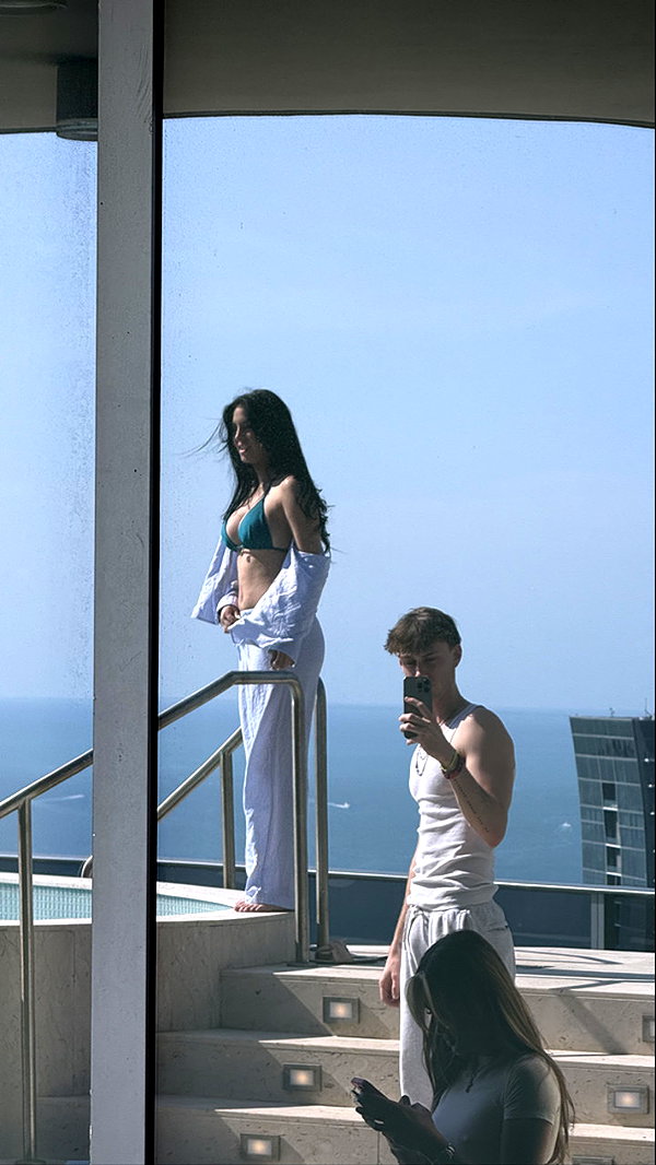 camilla_classy snapchat image archive image