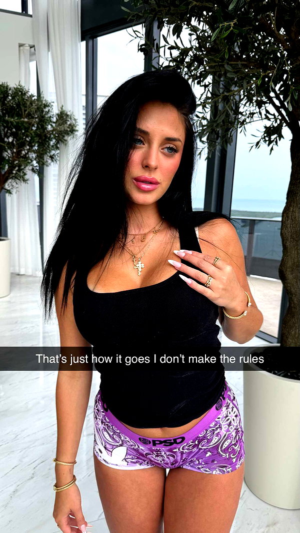 camilla_classy snapchat image archive image