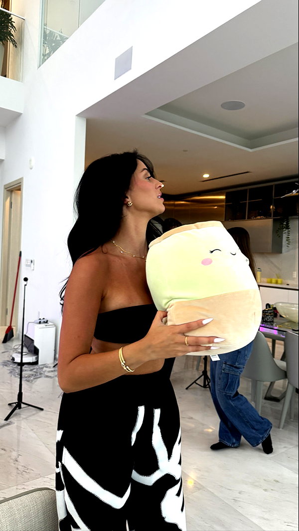 camilla_classy snapchat image archive image