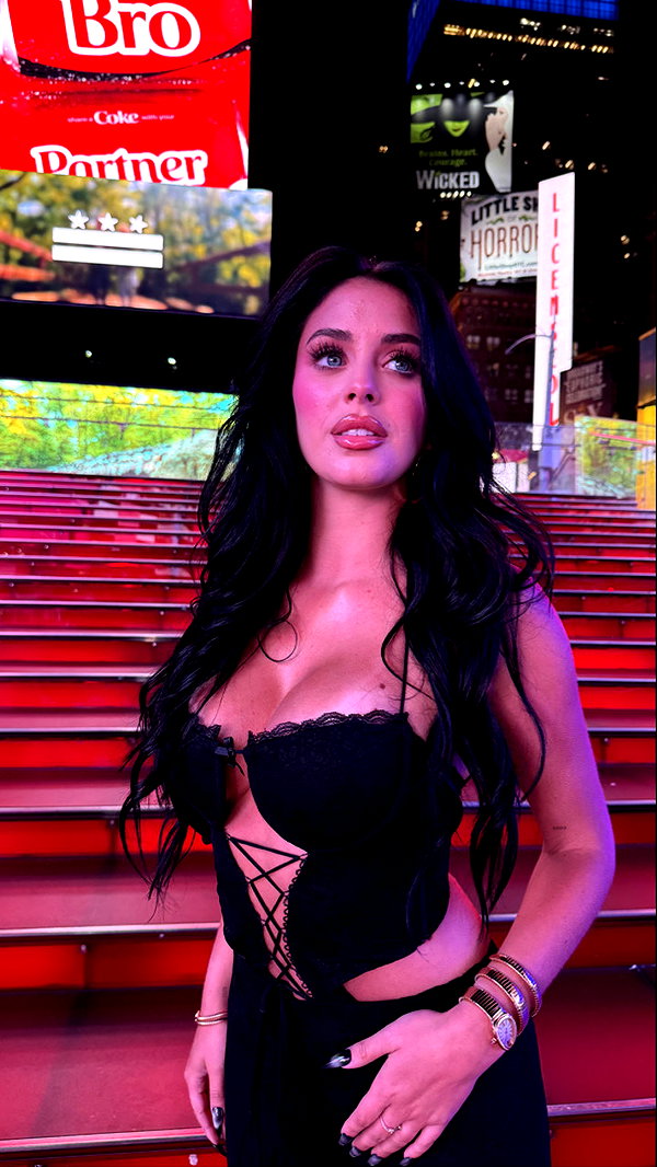 camilla_classy snapchat image archive image