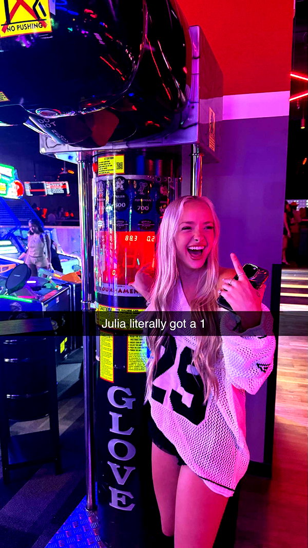 camilla_classy snapchat image archive image