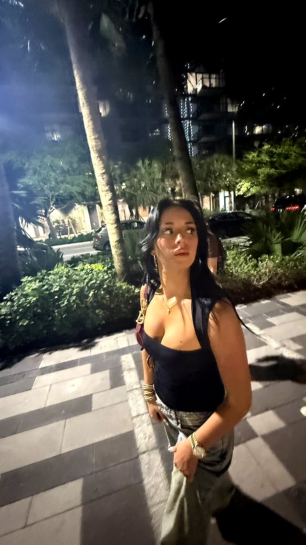 camilla_classy snapchat image archive image