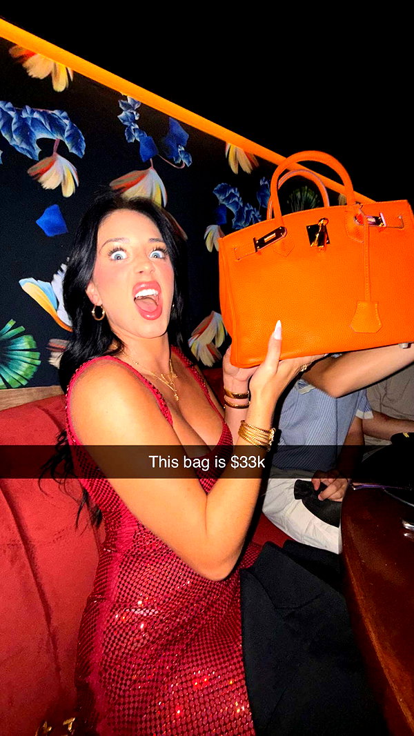 camilla_classy snapchat image archive image