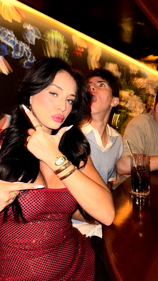 camilla_classy snapchat image archive image