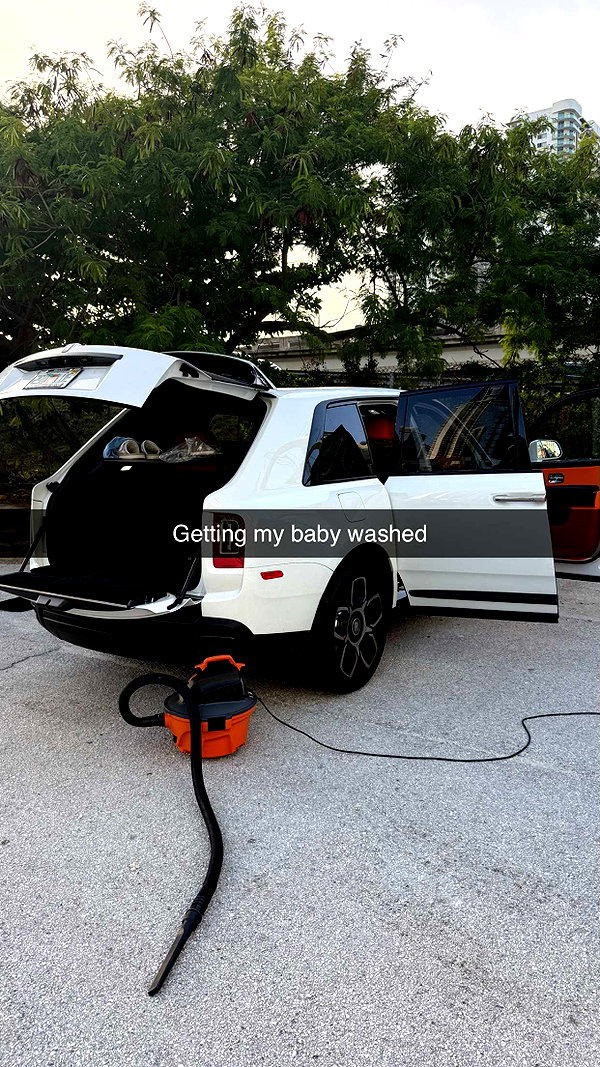 camilla_classy snapchat image archive image