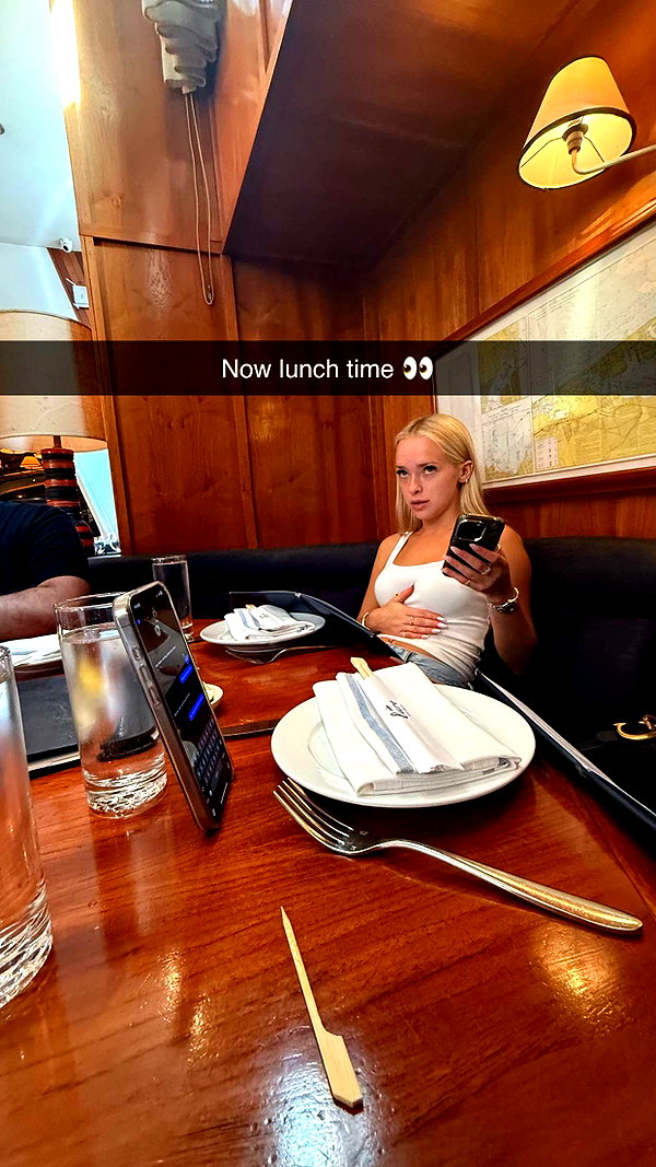 camilla_classy snapchat image archive image