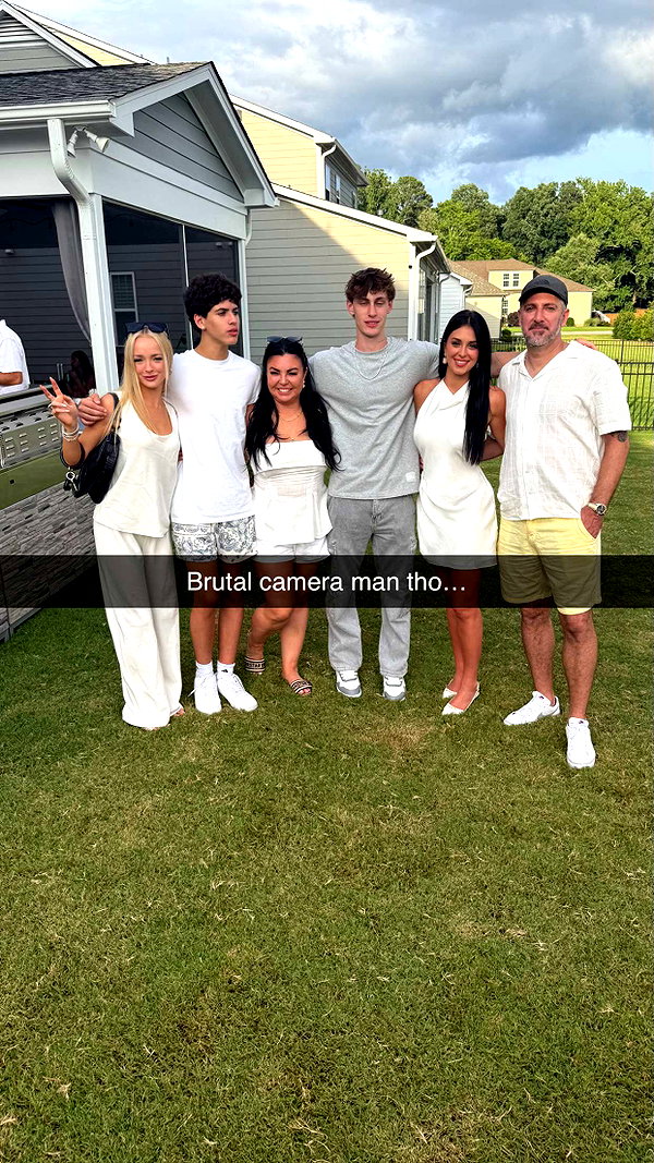 camilla_classy snapchat image archive image
