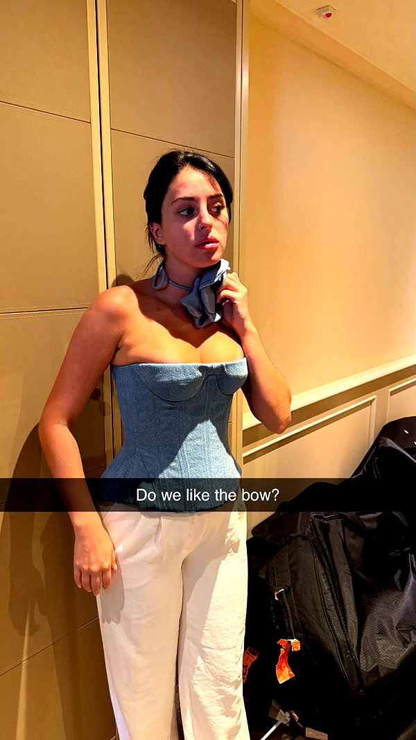 camilla_classy snapchat image archive image