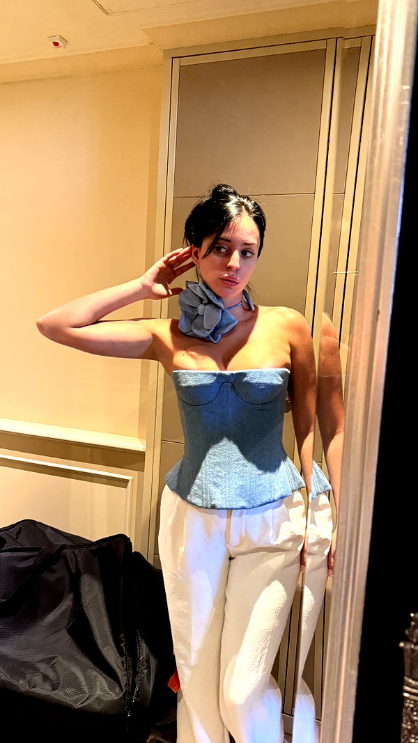 camilla_classy snapchat image archive image