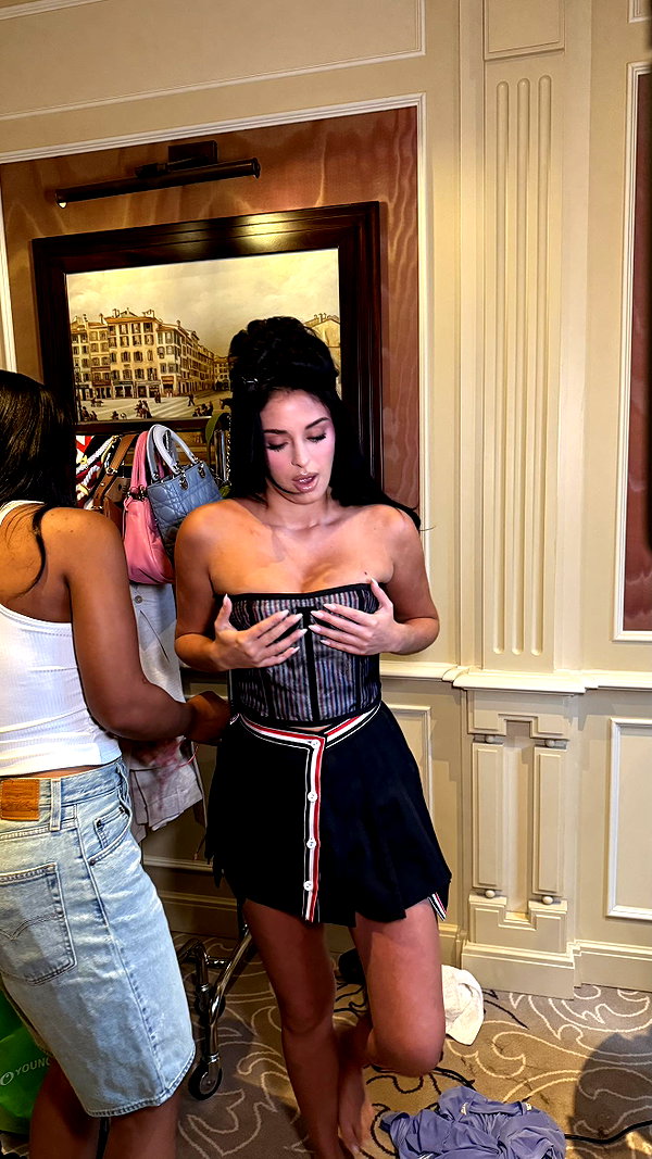 camilla_classy snapchat image archive image