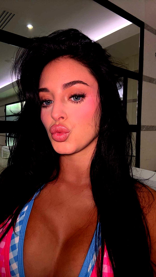 camilla_classy snapchat image archive image
