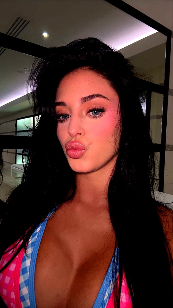 camilla_classy snapchat image archive image