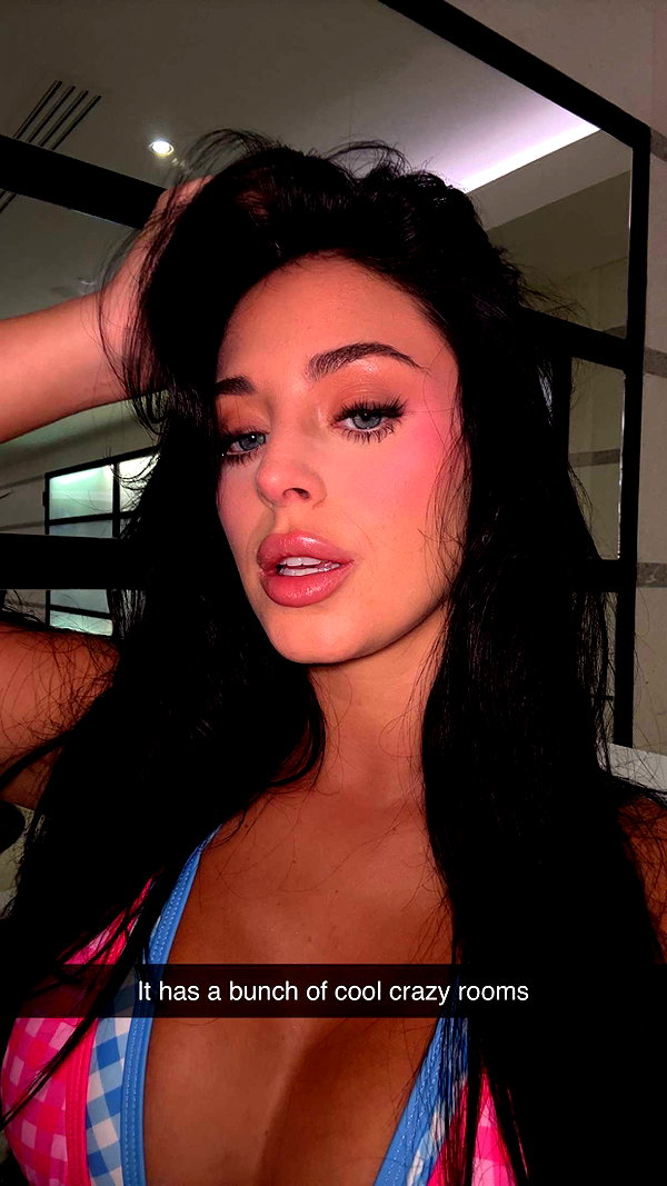 camilla_classy snapchat image archive image