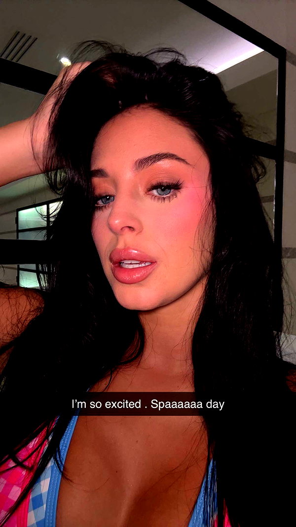 camilla_classy snapchat image archive image