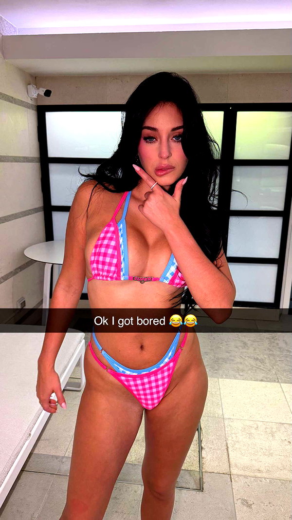 camilla_classy snapchat image archive image