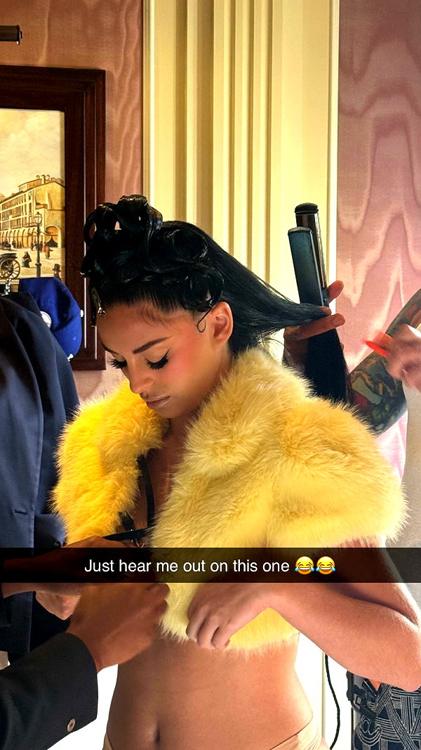 camilla_classy snapchat image archive image