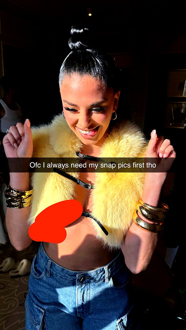 camilla_classy snapchat image archive image
