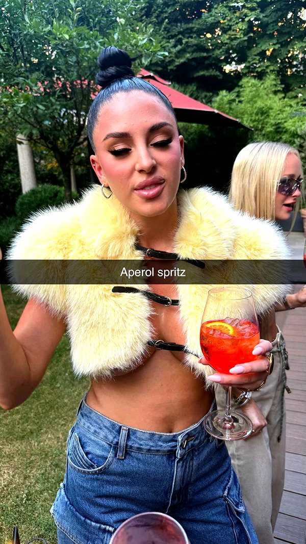 camilla_classy snapchat image archive image