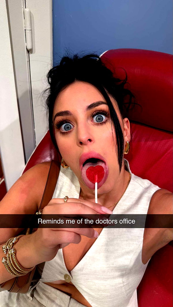 camilla_classy snapchat image archive image