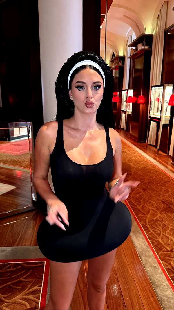 camilla_classy snapchat image archive image