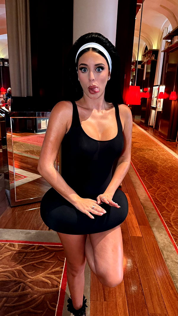 camilla_classy snapchat image archive image
