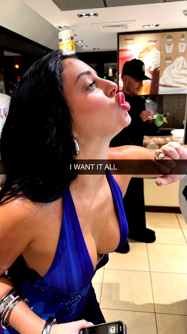 camilla_classy snapchat image archive image
