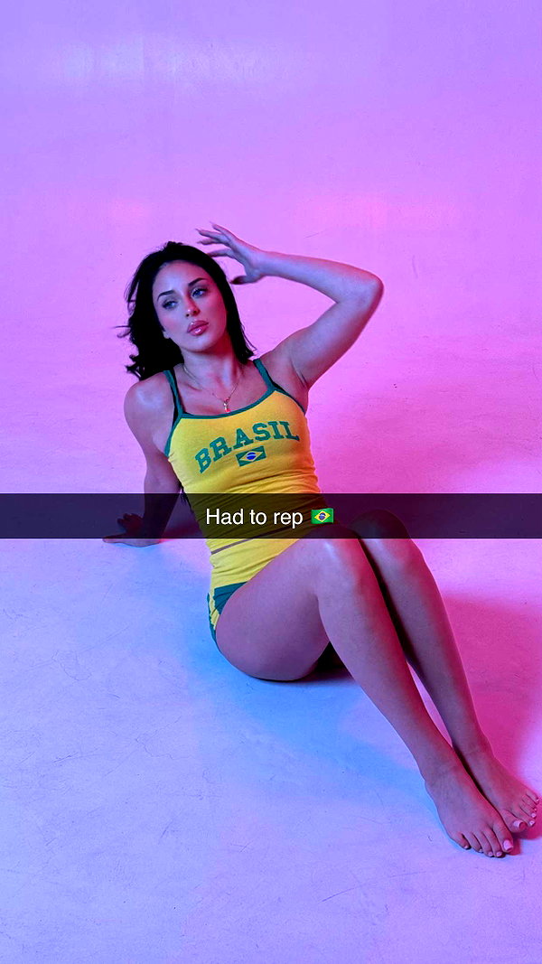 camilla_classy snapchat image archive image
